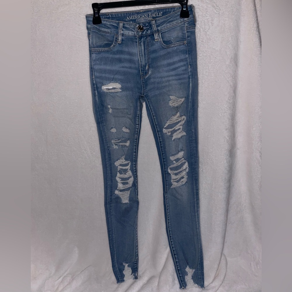 Ripped AE high rise jeggings